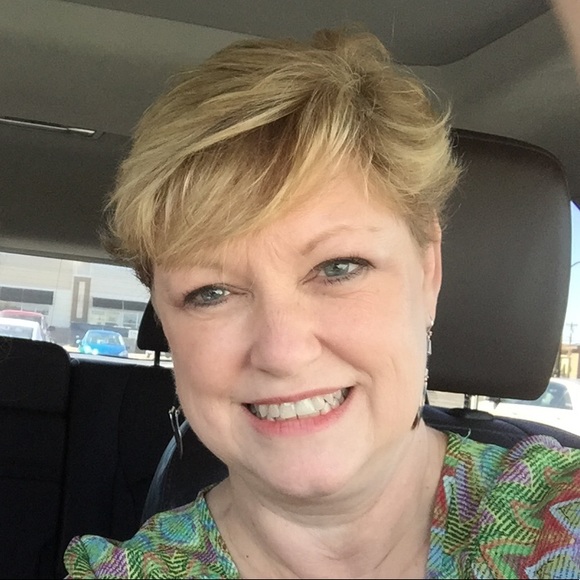 Meet your Posher, Sherry - Picture 1 of 1